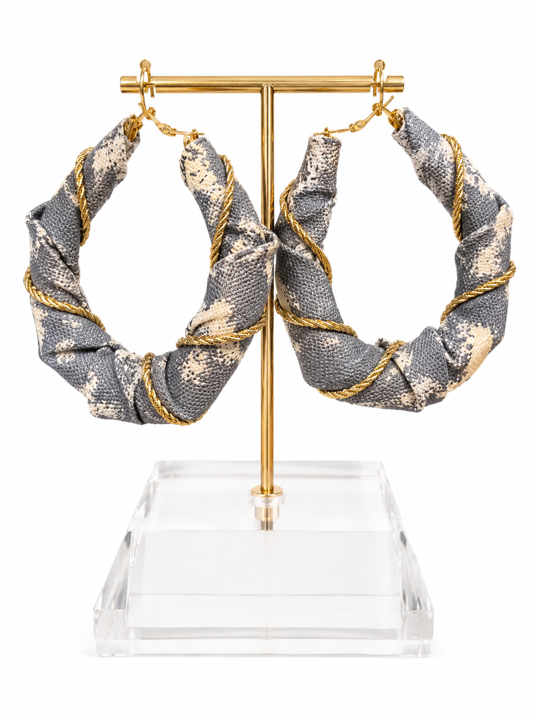 Luxurious twist hoops